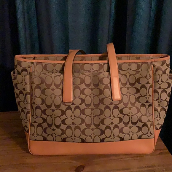 Coach Handbags - Vintage Coach Signature Jacquard Laptop Tote
